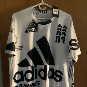 Adidas T-shirt